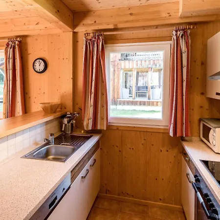 בית נופש Holiday Almdorf Stadl-2 *